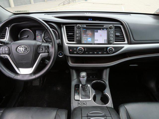 used 2015 Toyota Highlander car, priced at $17,985