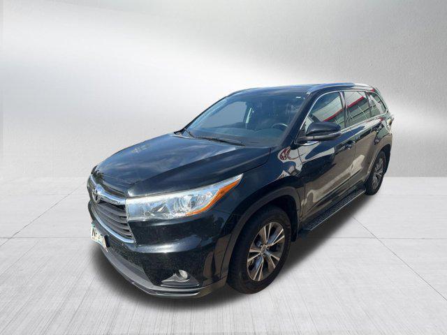 used 2015 Toyota Highlander car, priced at $18,990