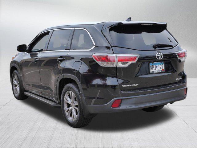 used 2015 Toyota Highlander car, priced at $17,985