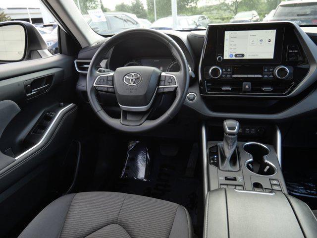 used 2023 Toyota Highlander car, priced at $37,990