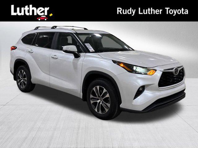 used 2023 Toyota Highlander car, priced at $41,785