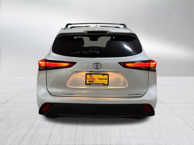 used 2023 Toyota Highlander car, priced at $41,785