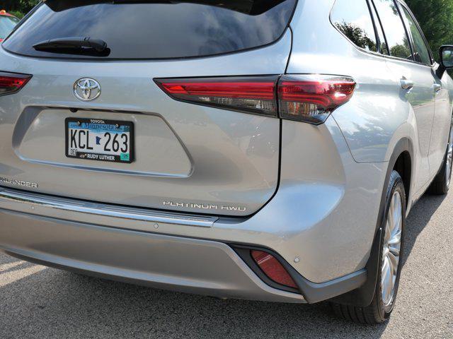 used 2023 Toyota Highlander car, priced at $47,985