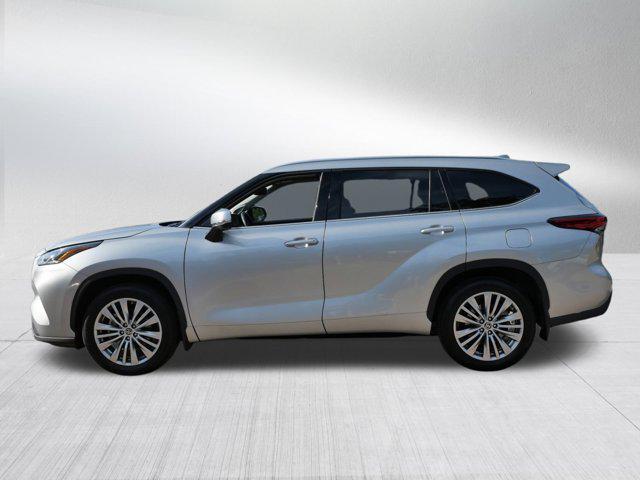 used 2023 Toyota Highlander car, priced at $47,985
