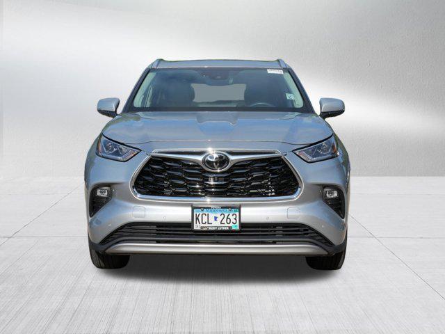 used 2023 Toyota Highlander car, priced at $47,985