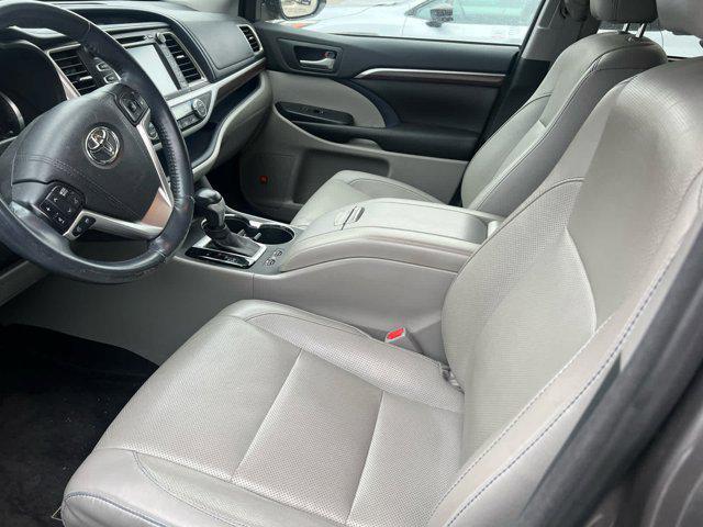 used 2016 Toyota Highlander car, priced at $25,990