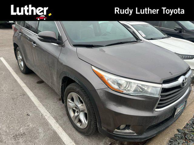 used 2016 Toyota Highlander car, priced at $25,990