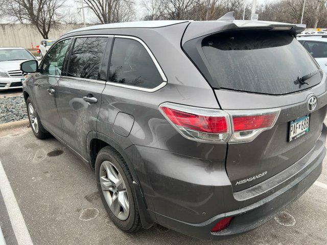 used 2016 Toyota Highlander car, priced at $25,990