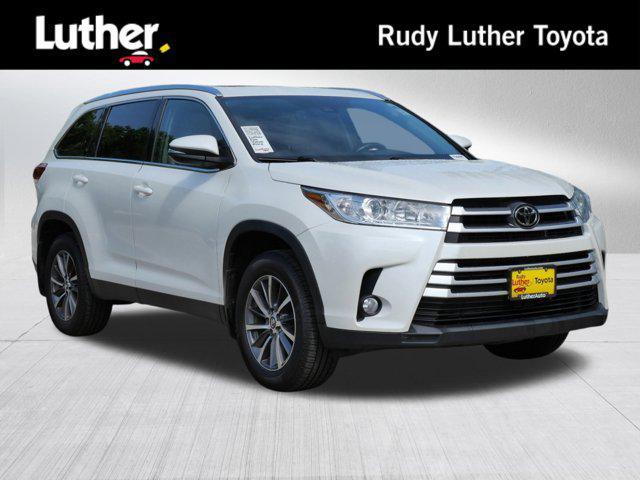 used 2019 Toyota Highlander car, priced at $27,500