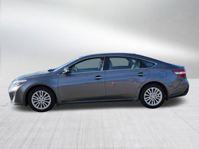 used 2013 Toyota Avalon Hybrid car, priced at $13,000