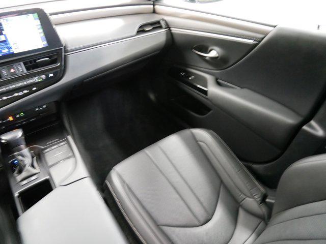 used 2022 Lexus ES 300h car, priced at $36,785
