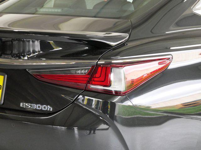 used 2022 Lexus ES 300h car, priced at $36,785
