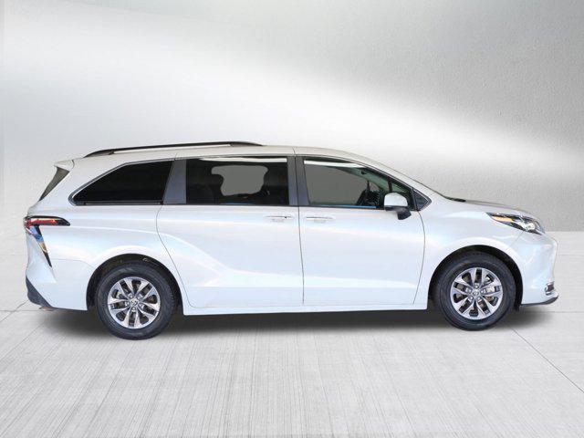 used 2024 Toyota Sienna car, priced at $39,985