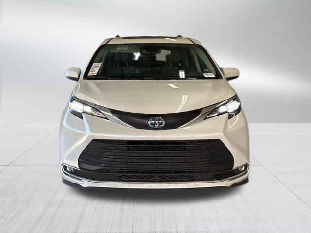 used 2024 Toyota Sienna car, priced at $40,990