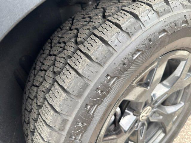 used 2025 Volkswagen Atlas car, priced at $39,800