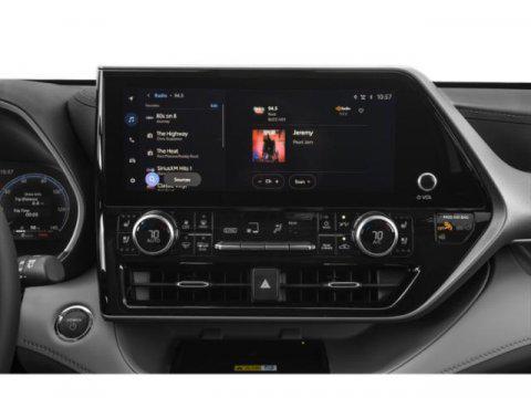 new 2025 Toyota Highlander Hybrid car, priced at $56,075