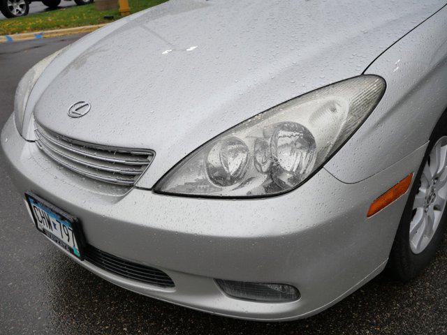 used 2004 Lexus ES 330 car, priced at $6,495