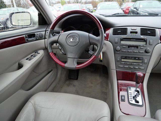 used 2004 Lexus ES 330 car, priced at $6,495