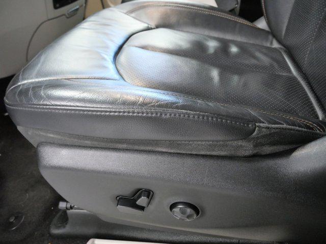 used 2018 Chrysler Pacifica car, priced at $15,985