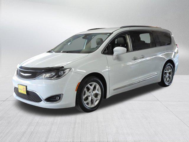 used 2018 Chrysler Pacifica car, priced at $15,985