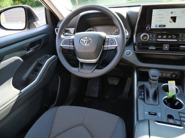 used 2023 Toyota Highlander car, priced at $33,485
