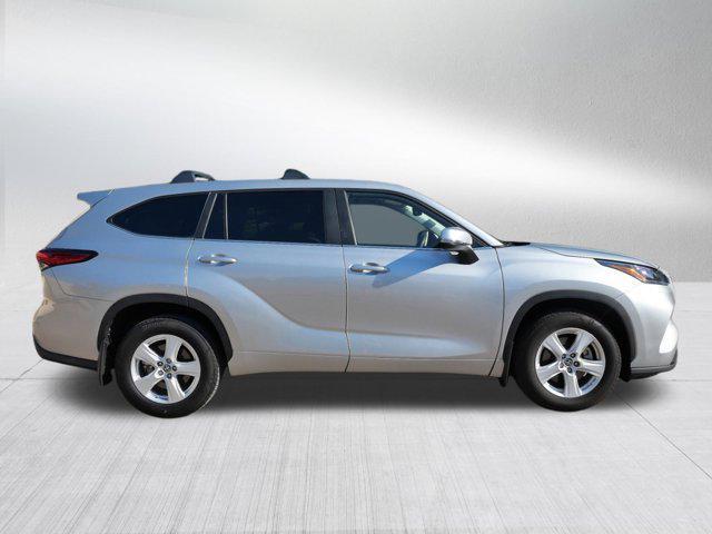 used 2023 Toyota Highlander car, priced at $33,485