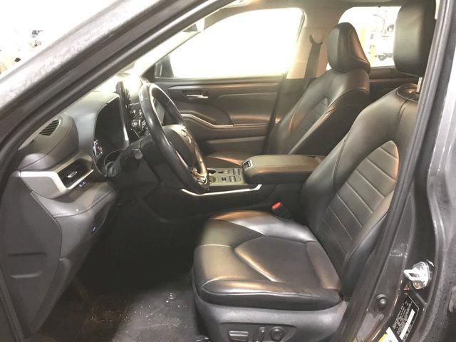 used 2021 Toyota Highlander car, priced at $32,785