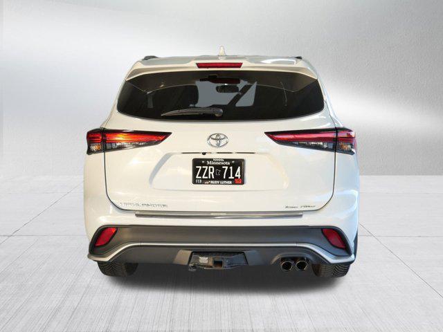 used 2022 Toyota Highlander car, priced at $35,785