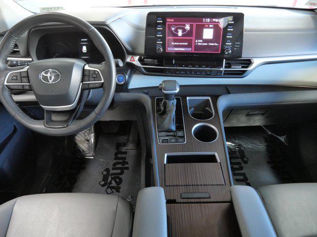 used 2024 Toyota Sienna car, priced at $38,485