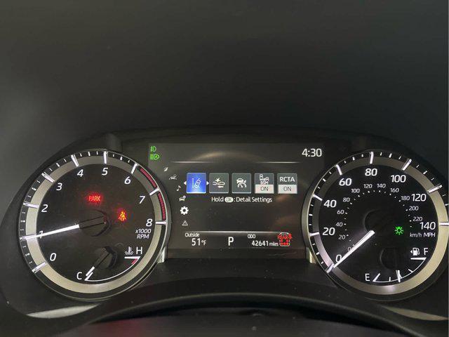 used 2024 Toyota Highlander car, priced at $39,990