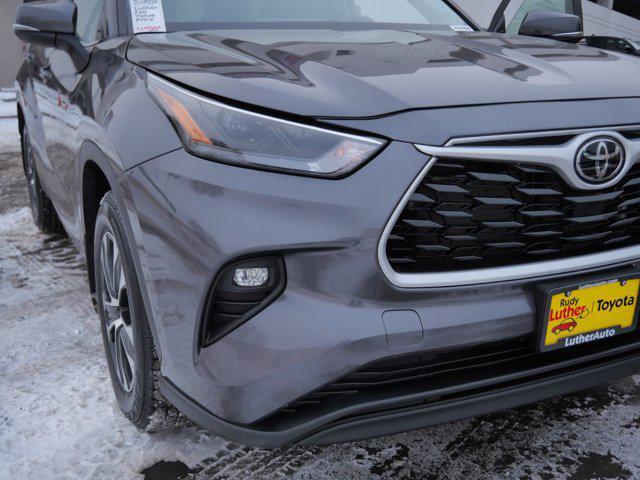 used 2024 Toyota Highlander car, priced at $38,485