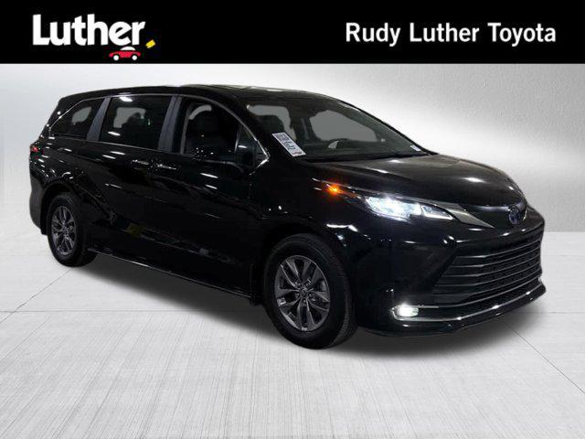 used 2023 Toyota Sienna car, priced at $45,990