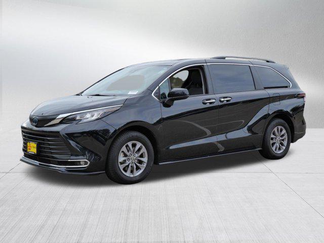 used 2023 Toyota Sienna car, priced at $41,985