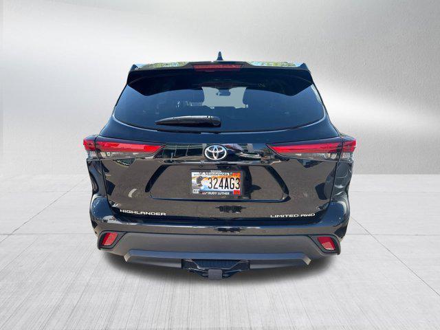 used 2020 Toyota Highlander car, priced at $36,990