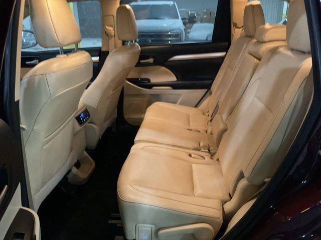 used 2018 Toyota Highlander car, priced at $25,485