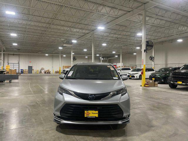 used 2021 Toyota Sienna car, priced at $43,895