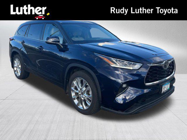 used 2020 Toyota Highlander car, priced at $34,995