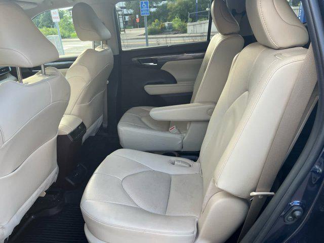 used 2020 Toyota Highlander car, priced at $34,995