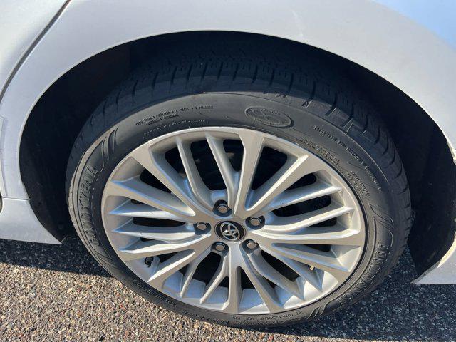 used 2019 Toyota Camry Hybrid car, priced at $19,800