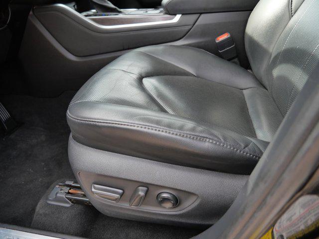 used 2021 Toyota Highlander Hybrid car, priced at $34,995