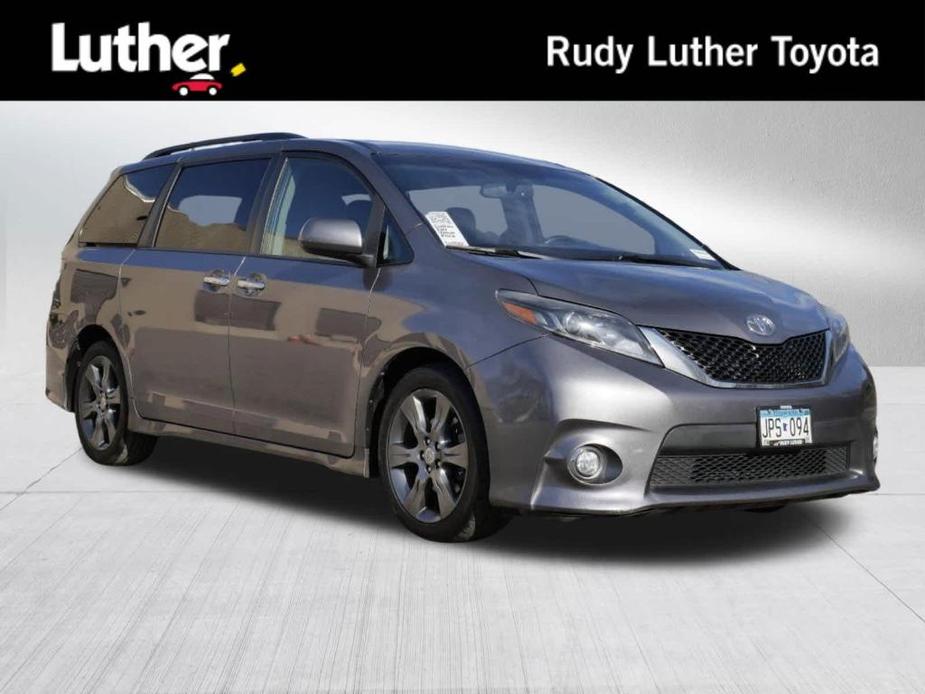 used 2016 Toyota Sienna car, priced at $17,495