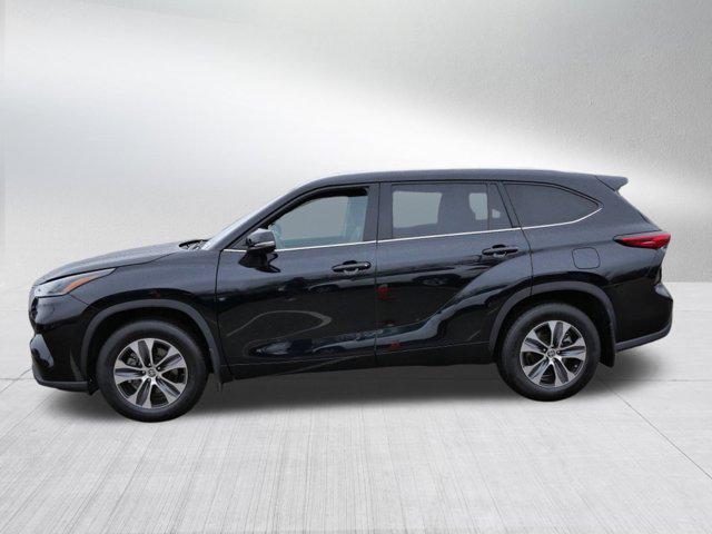 used 2021 Toyota Highlander car, priced at $36,485