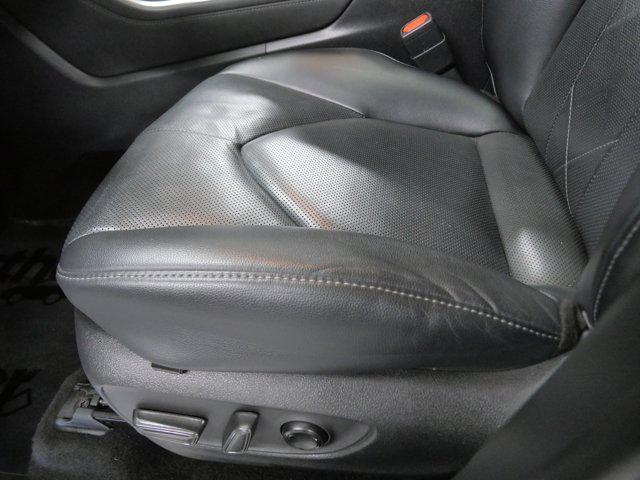 used 2022 Toyota Highlander car, priced at $32,985