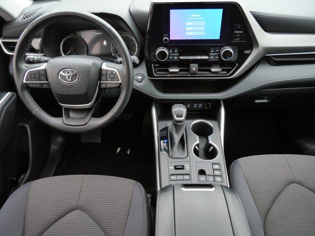 used 2023 Toyota Highlander car, priced at $34,485
