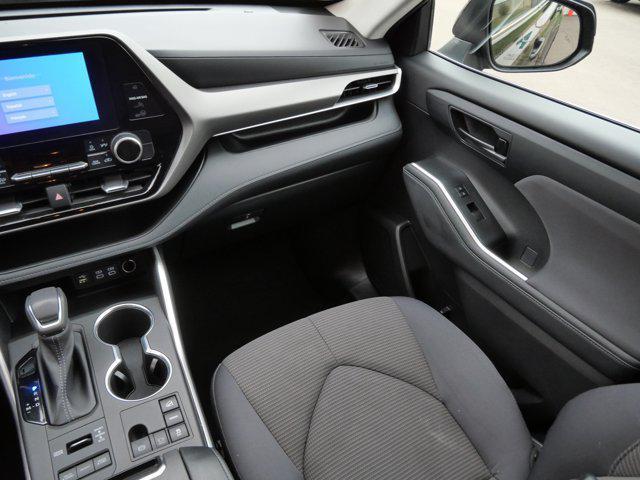 used 2023 Toyota Highlander car, priced at $34,485