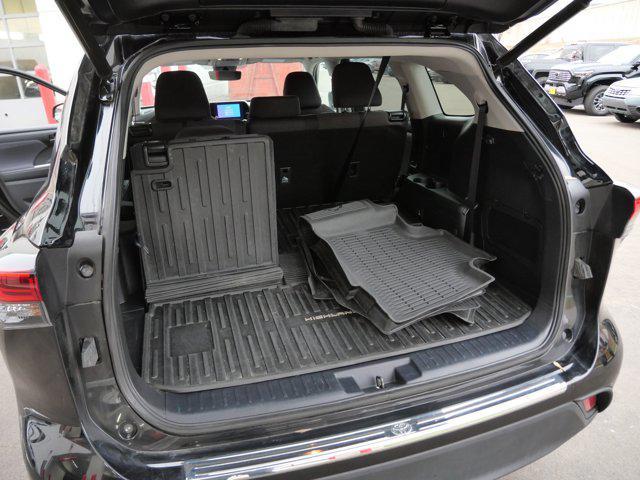 used 2023 Toyota Highlander car, priced at $34,485