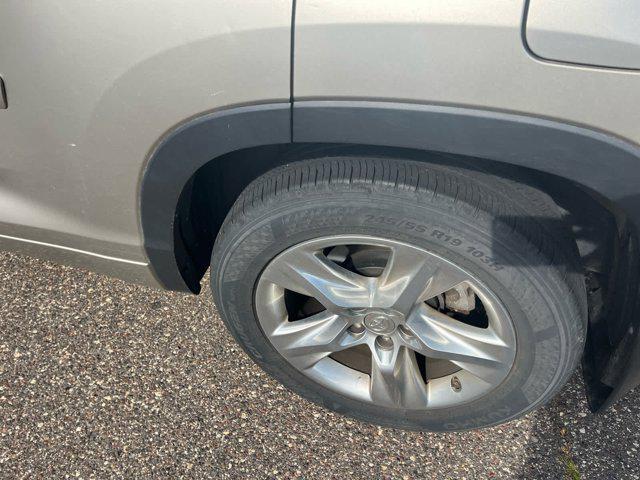 used 2014 Toyota Highlander car, priced at $16,500