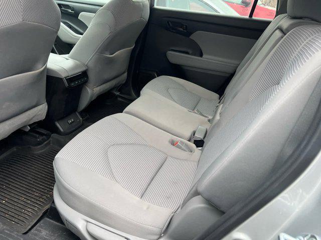 used 2022 Toyota Highlander car, priced at $31,990