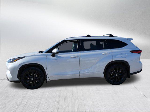 used 2020 Toyota Highlander Hybrid car, priced at $27,785