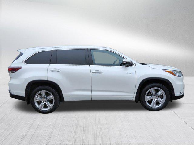 used 2015 Toyota Highlander Hybrid car, priced at $14,895